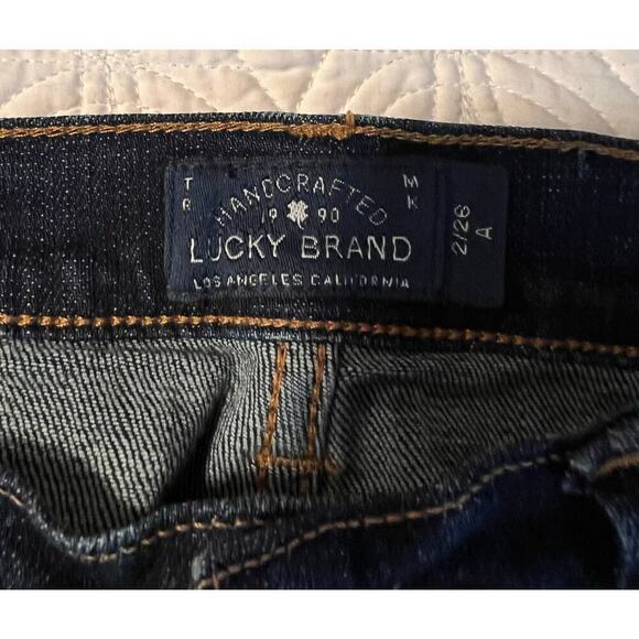 Lucky brand jeans
Size 2 - Picture 2 of 6